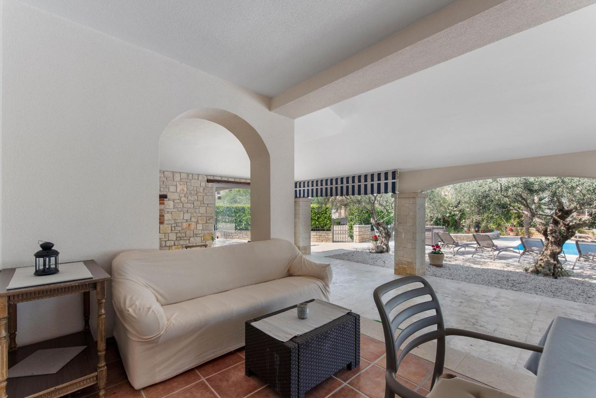 Villa Hope Apartments ポレッチ エクステリア 写真